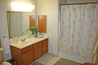 Park Glen Senior Apartments in Madison, WI - Building Photo - Building Photo