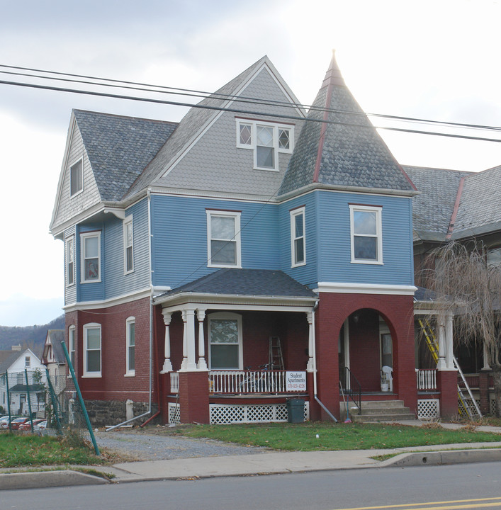 1245 4th St in Williamsport, PA - Building Photo