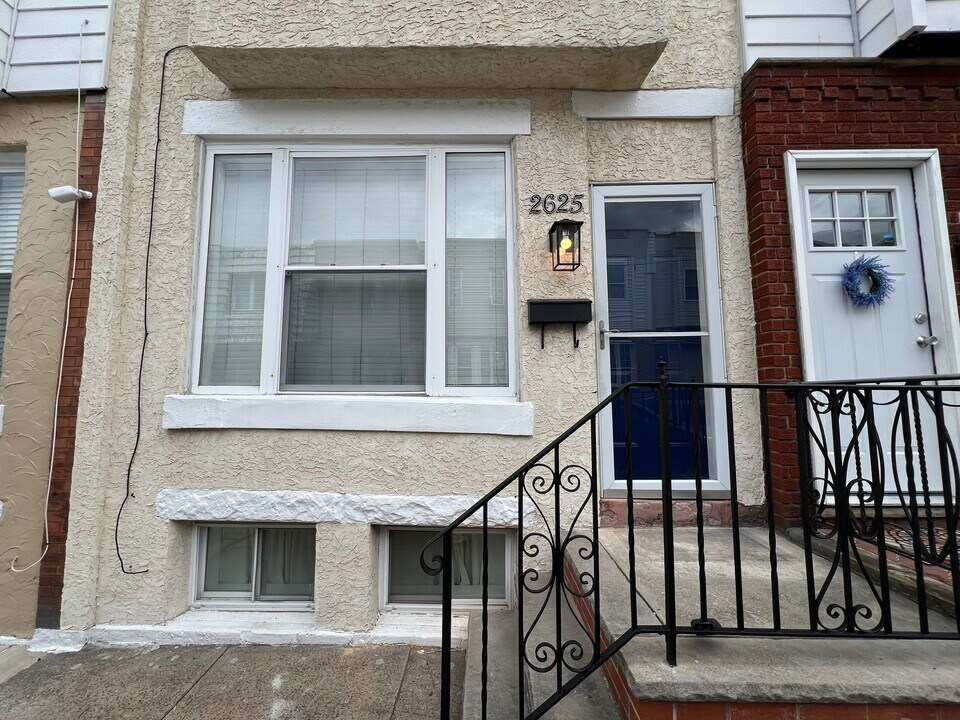 2625 S Percy St in Philadelphia, PA - Foto de edificio
