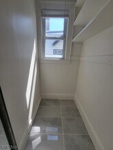 35 Cleveland Ave, Unit 2 in Newark, NJ - Building Photo - Building Photo