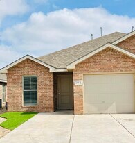 14403 Avenue X in Lubbock, TX - Building Photo