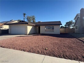 7245 Great Oak Ave in Las Vegas, NV - Building Photo