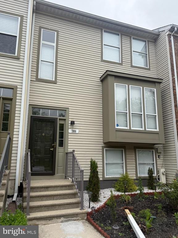 property at 7806 Whistling Pines Ct