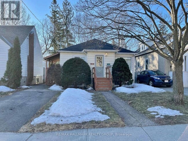 property at 112 Clegg St