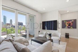 214 Hunt St in Durham, NC - Building Photo - Building Photo