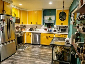 2118 Berwick Ave in Dallas, TX - Building Photo - Building Photo