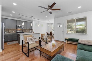 4408 Banister Ln in Austin, TX - Building Photo