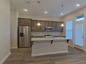 5460 Sandstone Dr in Garland, TX - Building Photo - Building Photo