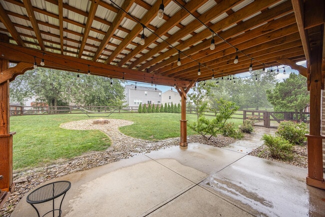 1099 Bayswater Dr in Union, KY - Building Photo - Building Photo