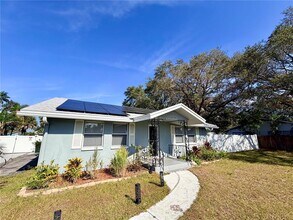 3295 Adrian Ave in Largo, FL - Building Photo - Building Photo