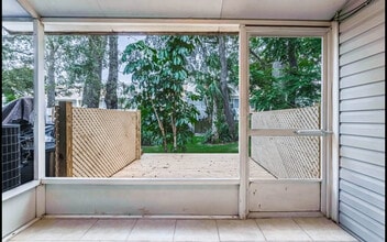11347 Regal Square Dr in Tampa, FL - Building Photo - Building Photo