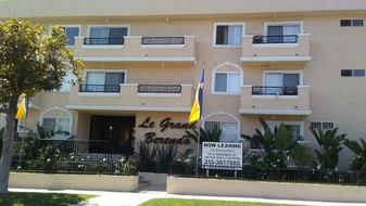 THE GRAND BERENDO Apartments