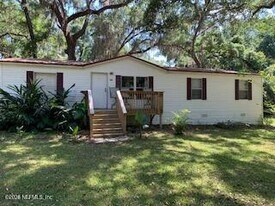 115 Greer Ln in Hawthorne, FL - Building Photo