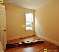 35 Pratt St, Unit Pratt St in Boston, MA - Foto de edificio - Building Photo