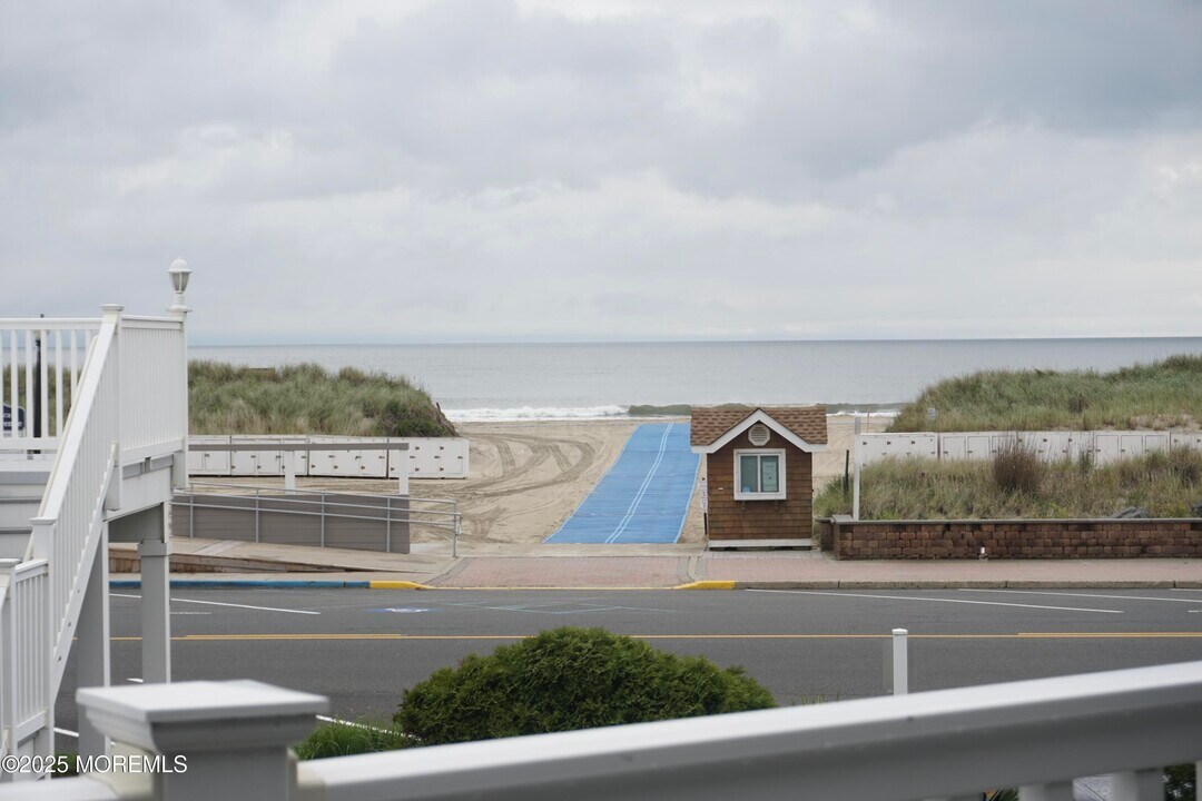 100 Ocean Ave in Bradley Beach, NJ - Building Photo