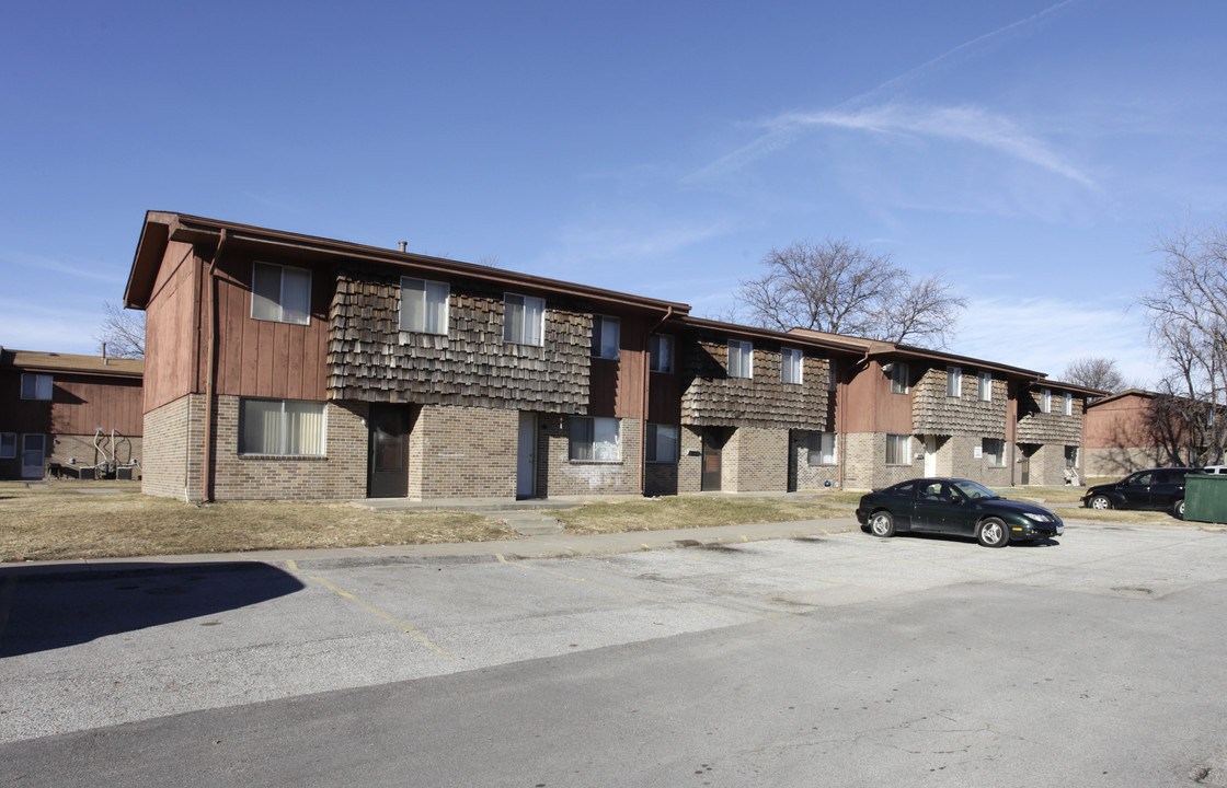 Twin City Apartments in Council Bluffs, IA - Building Photo