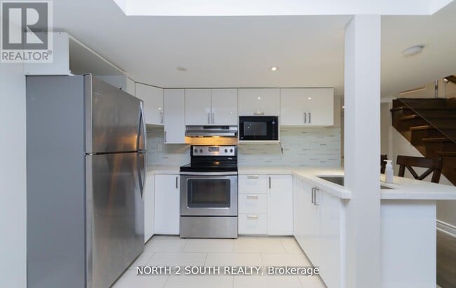 11 Wingstem Ct