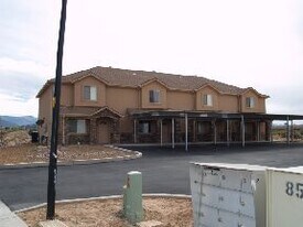 1171 N. Cedar Blvd in Cedar City, UT - Building Photo