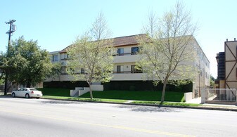 13812 Vanowen Apartments