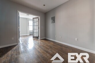 32 Garnet St-Unit -3R in Brooklyn, NY - Building Photo - Building Photo