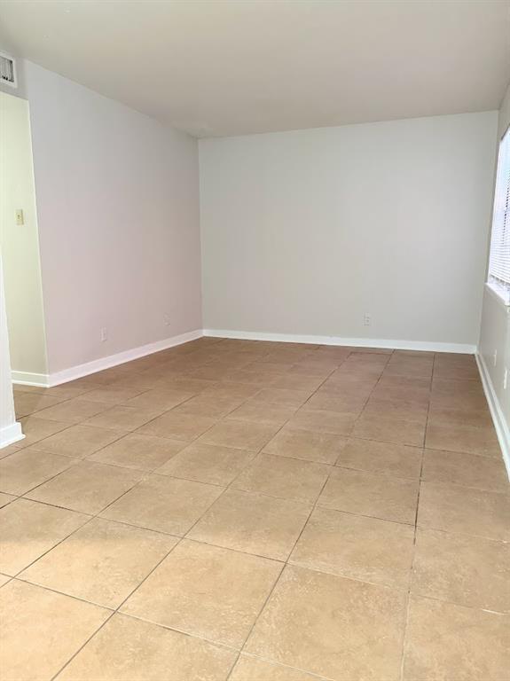 property at 307 E 31st St