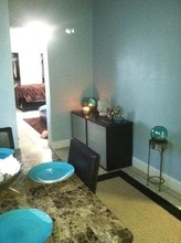 6331 SW 80th St, Unit apt in Miami, FL - Foto de edificio - Building Photo