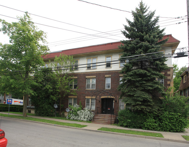 9 Seminary Ave in Binghamton, NY - Foto de edificio - Building Photo