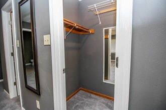 117 Hollyridge Ln in Columbia, MO - Building Photo - Building Photo