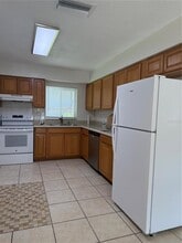 2817 NE 18th Ave in Ocala, FL - Building Photo - Building Photo