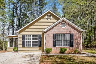 1466 Fall Creek Trce in Douglasville, GA - Building Photo