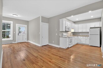 23 S Main St in New Milford, CT - Building Photo - Building Photo