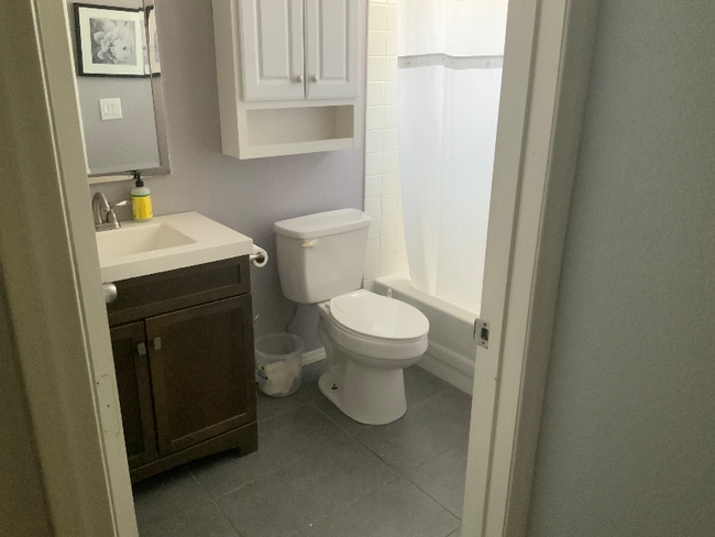 8224 Cretan Blue Ln in Las Vegas, NV - Building Photo - Building Photo