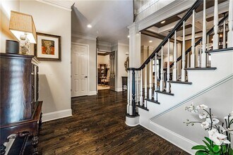 1122 Ashton Bluff Dr NE in Atlanta, GA - Building Photo - Building Photo