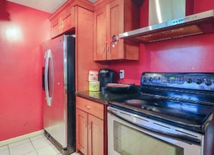 2 Altavista Cir in Woburn, MA - Building Photo - Building Photo