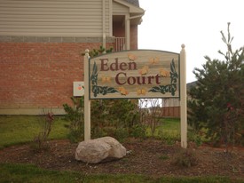 Eden Court Condominiums in Hamilton, OH - Building Photo