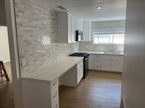 2134 Wayside St in Compton, CA - Building Photo - Building Photo