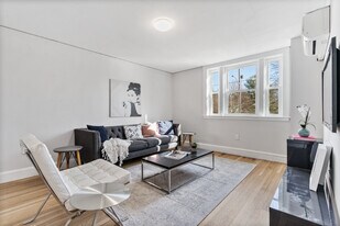 40 Butler in Quincy, MA - Building Photo