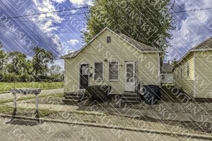 625 S Mound St in Muncie, IN - Building Photo