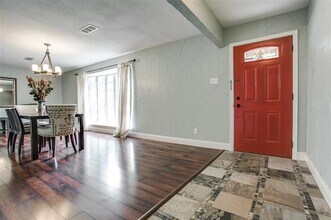 2906 Sharpview Ln in Dallas, TX - Building Photo - Building Photo