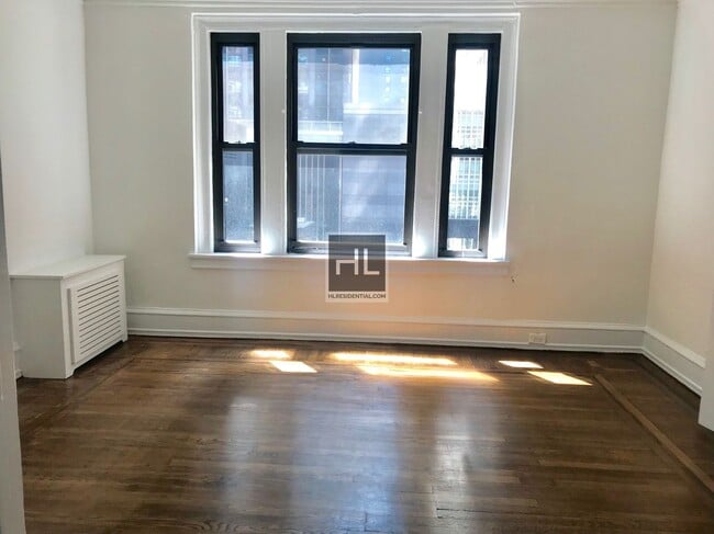 140 W 55th St