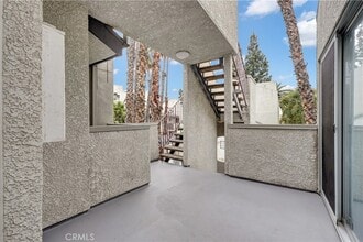 20155 Keswick St in Los Angeles, CA - Building Photo - Building Photo