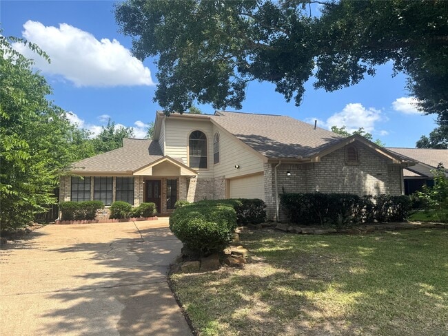 property at 9826 Chiselhurst Dr