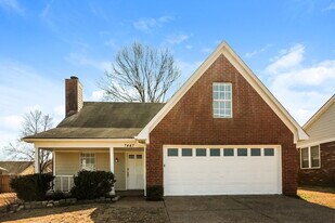 7447 Overcreek Ln in Memphis, TN - Building Photo