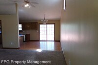 173 Skyline Dr photo'