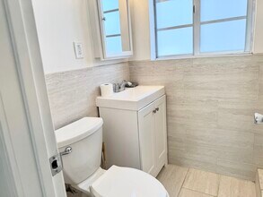916 W 41st St in Miami Beach, FL - Building Photo - Building Photo