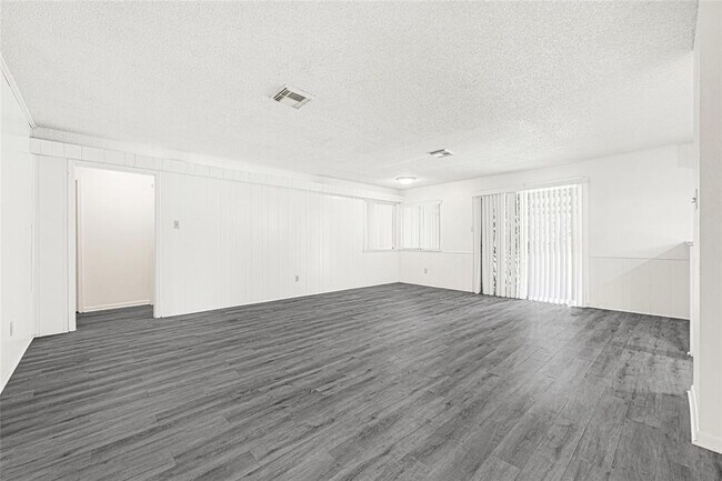 1231 Country Ln in Conroe, TX - Building Photo - Building Photo