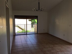 15650 SW 80th St-Unit -F-208 in Miami, FL - Building Photo - Building Photo