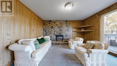 26 Restwell Crescent in Toronto, ON - Building Photo - Building Photo