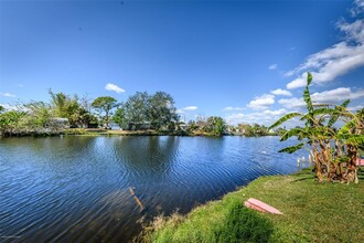 3407 Conway Blvd in Port Charlotte, FL - Building Photo - Building Photo