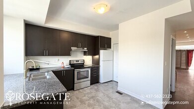 Modern 2+Den Townhome in Scarborough – 140 in Toronto, ON - Building Photo - Building Photo